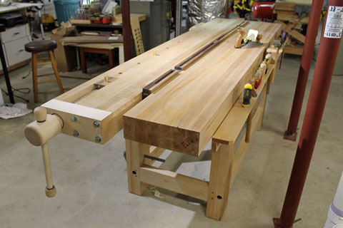 Wagon vise installed on a workbench