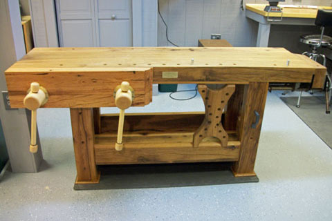 Twin screw vise built with two wooden vise kits